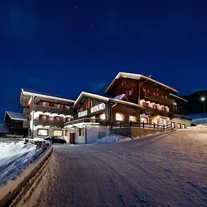 Teola Hotel